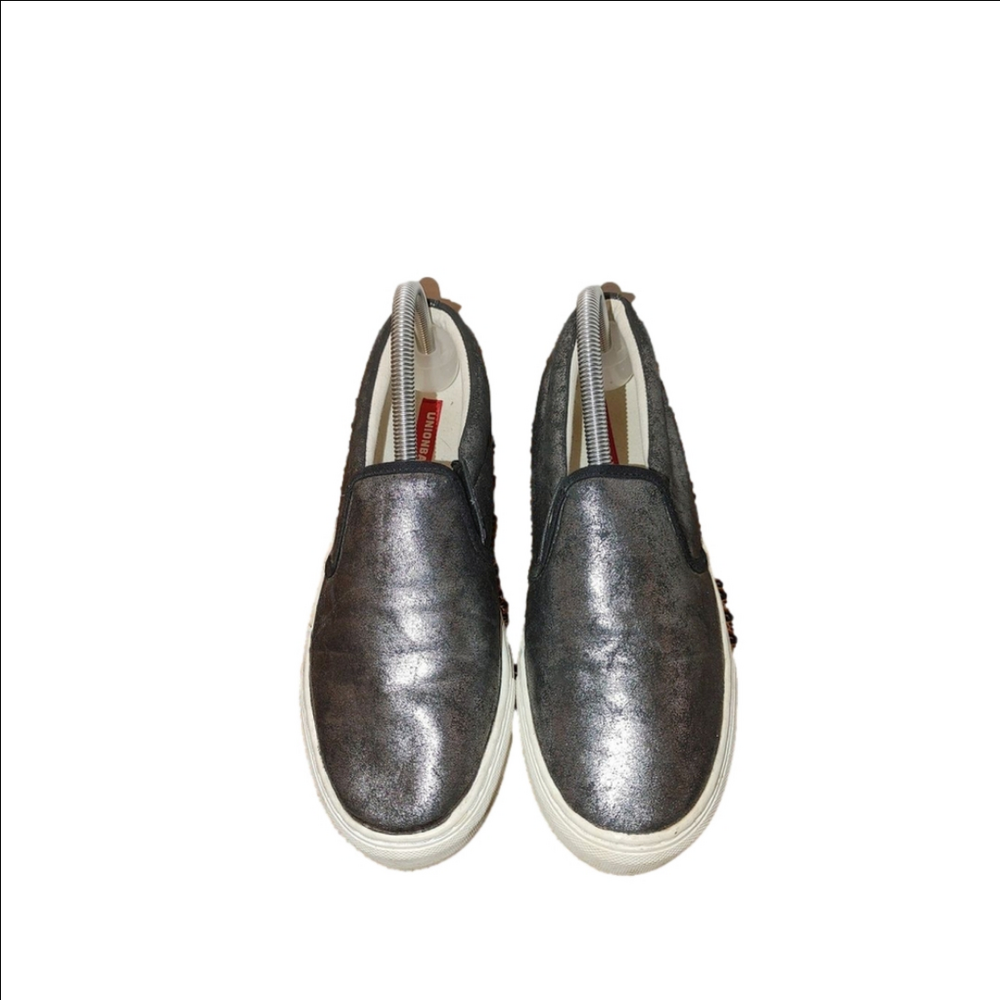 UnionBay Tanner slip-ons size 9
